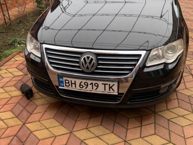 Чорний Фольксваген Пассат, об'ємом двигуна 2 л та пробігом 230 тис. км за 5400 $, фото 1 на Automoto.ua