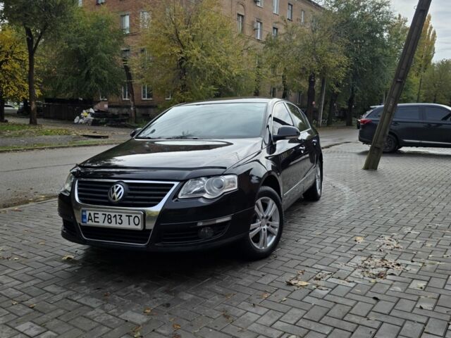 Фольксваген Пассат 2006 в Кривом Роге на Automoto.ua Черный Фольксваген Пассат, объемом двигателя 2 л и пробегом 300 тыс. км за 5999 $, фото 1 на Automoto.ua