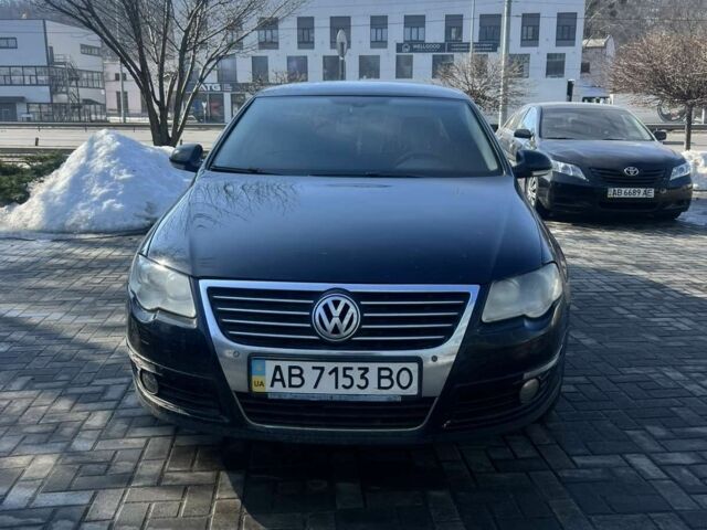 Черный Фольксваген Пассат, объемом двигателя 2 л и пробегом 443 тыс. км за 5500 $, фото 1 на Automoto.ua
