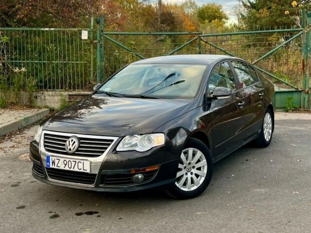 Черный Фольксваген Пассат, объемом двигателя 2 л и пробегом 240 тыс. км за 1650 $, фото 1 на Automoto.ua