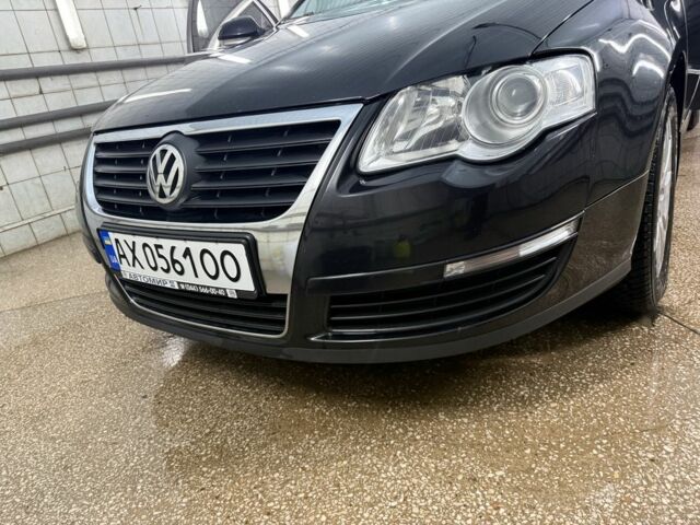 Черный Фольксваген Пассат, объемом двигателя 2 л и пробегом 196 тыс. км за 5999 $, фото 1 на Automoto.ua