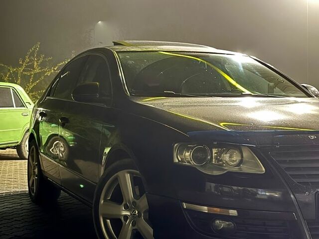 Черный Фольксваген Пассат, объемом двигателя 2 л и пробегом 251 тыс. км за 7000 $, фото 1 на Automoto.ua