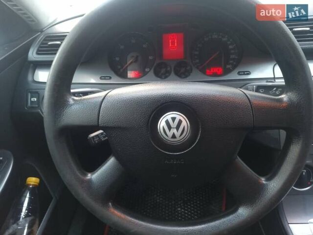 Чорний Фольксваген Пассат, об'ємом двигуна 1.9 л та пробігом 372 тис. км за 6800 $, фото 1 на Automoto.ua