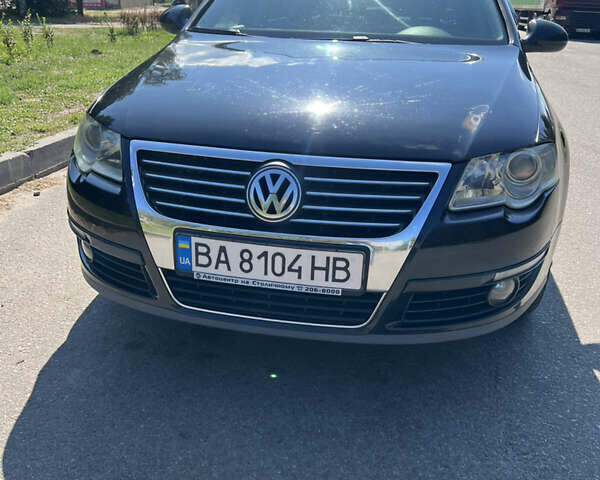 Черный Фольксваген Пассат, объемом двигателя 2 л и пробегом 249 тыс. км за 6600 $, фото 1 на Automoto.ua