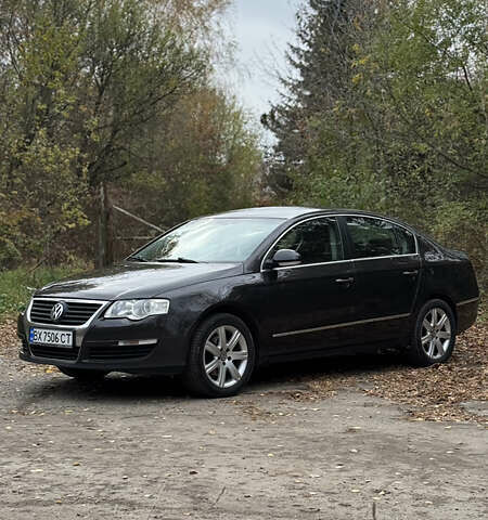 Чорний Фольксваген Пассат, об'ємом двигуна 1.97 л та пробігом 307 тис. км за 6600 $, фото 1 на Automoto.ua