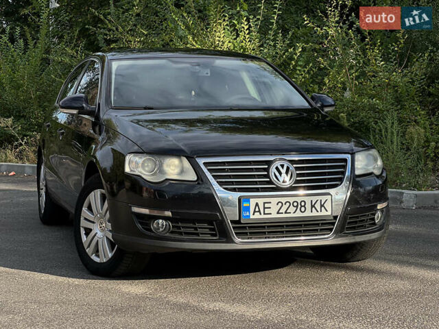 Черный Фольксваген Пассат, объемом двигателя 2 л и пробегом 266 тыс. км за 5300 $, фото 1 на Automoto.ua