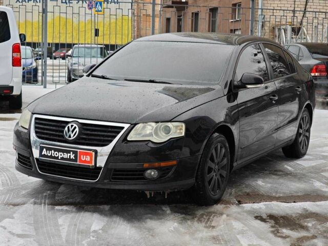 Черный Фольксваген Пассат, объемом двигателя 1.9 л и пробегом 290 тыс. км за 6590 $, фото 1 на Automoto.ua