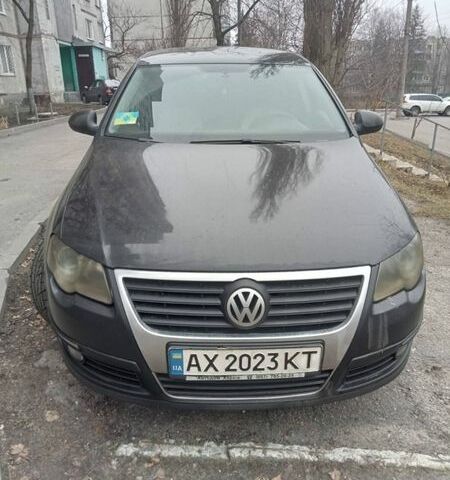 Черный Фольксваген Пассат, объемом двигателя 1.98 л и пробегом 210 тыс. км за 4200 $, фото 1 на Automoto.ua