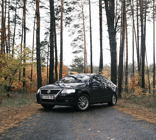 Чорний Фольксваген Пассат, об'ємом двигуна 1.8 л та пробігом 242 тис. км за 5000 $, фото 1 на Automoto.ua