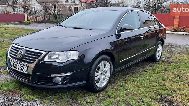 Черный Фольксваген Пассат, объемом двигателя 1.4 л и пробегом 200 тыс. км за 6900 $, фото 1 на Automoto.ua
