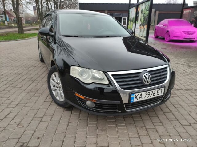 Черный Фольксваген Пассат, объемом двигателя 1.8 л и пробегом 250 тыс. км за 5900 $, фото 1 на Automoto.ua