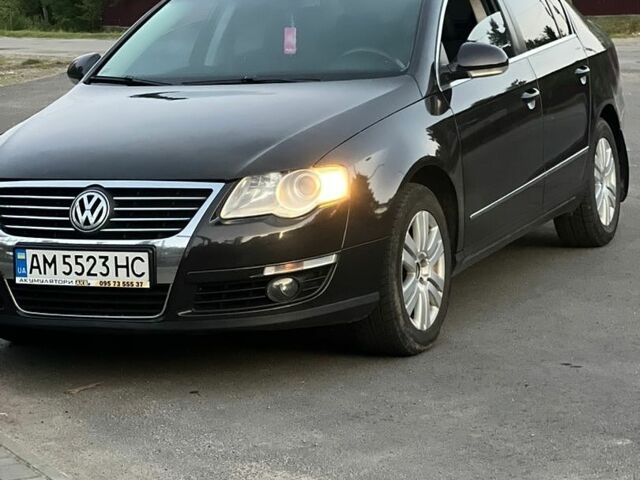 Чорний Фольксваген Пассат, об'ємом двигуна 1.8 л та пробігом 280 тис. км за 5600 $, фото 1 на Automoto.ua