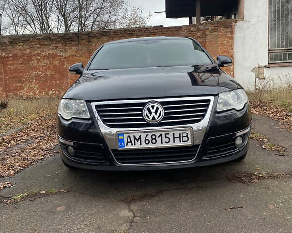 Черный Фольксваген Пассат, объемом двигателя 1.39 л и пробегом 250 тыс. км за 5500 $, фото 1 на Automoto.ua