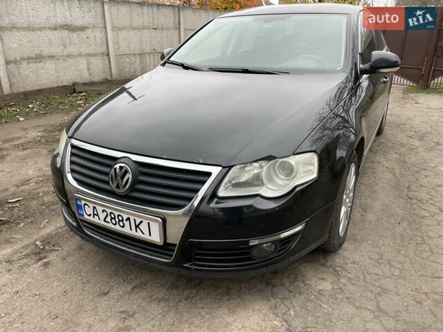 Черный Фольксваген Пассат, объемом двигателя 1.39 л и пробегом 273 тыс. км за 6500 $, фото 1 на Automoto.ua