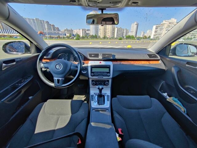 Черный Фольксваген Пассат, объемом двигателя 1.8 л и пробегом 315 тыс. км за 6999 $, фото 1 на Automoto.ua