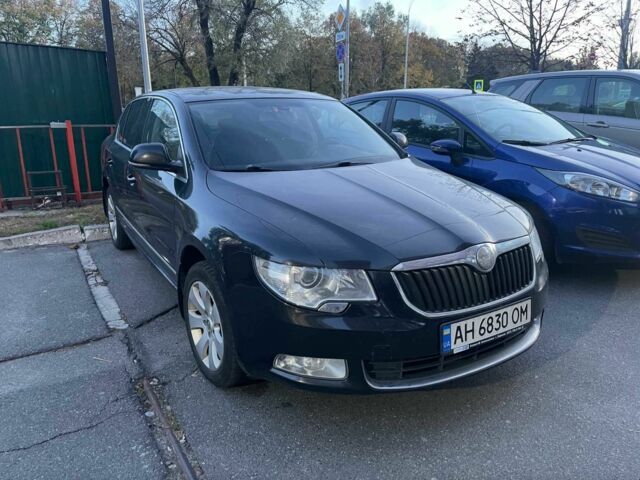 Черный Фольксваген Пассат, объемом двигателя 1.8 л и пробегом 180 тыс. км за 8900 $, фото 1 на Automoto.ua