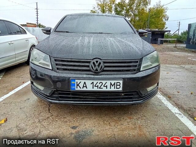 Чорний Фольксваген Пассат, об'ємом двигуна 1.8 л та пробігом 264 тис. км за 9999 $, фото 1 на Automoto.ua