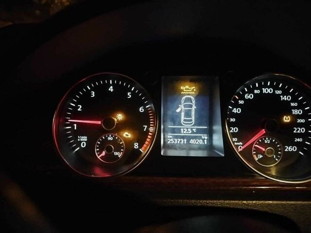 Черный Фольксваген Пассат, объемом двигателя 1.8 л и пробегом 253 тыс. км за 5454 $, фото 1 на Automoto.ua