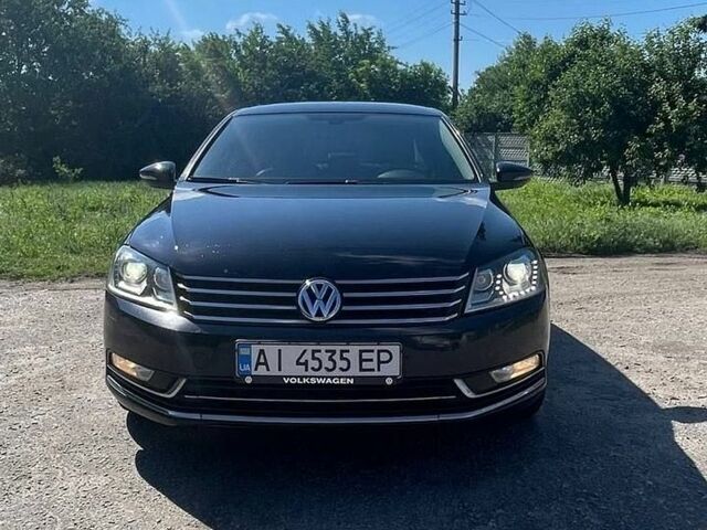 Чорний Фольксваген Пассат, об'ємом двигуна 1.8 л та пробігом 277 тис. км за 8000 $, фото 1 на Automoto.ua