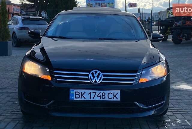 Черный Фольксваген Пассат, объемом двигателя 2.5 л и пробегом 248 тыс. км за 9100 $, фото 1 на Automoto.ua