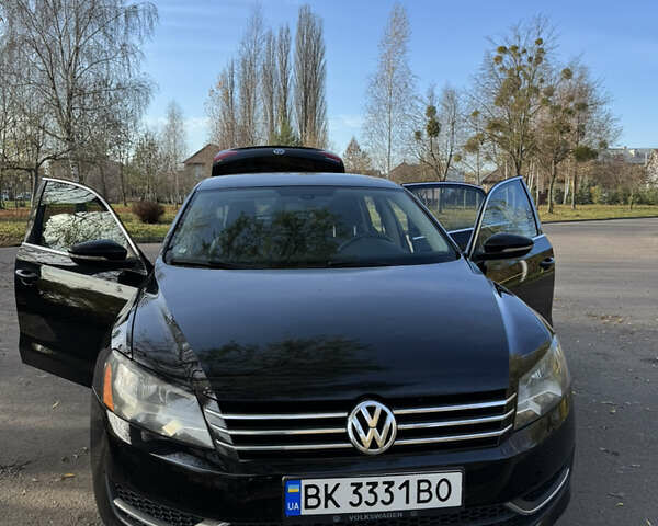 Чорний Фольксваген Пассат, об'ємом двигуна 2.5 л та пробігом 305 тис. км за 7900 $, фото 1 на Automoto.ua