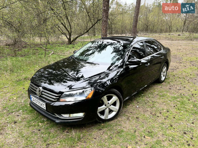 Черный Фольксваген Пассат, объемом двигателя 2.5 л и пробегом 270 тыс. км за 10000 $, фото 1 на Automoto.ua