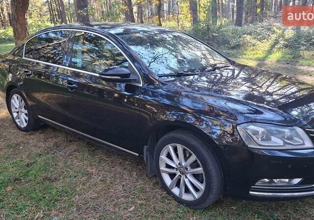 Чорний Фольксваген Пассат, об'ємом двигуна 1.8 л та пробігом 300 тис. км за 11000 $, фото 1 на Automoto.ua