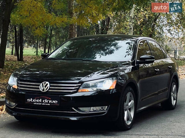 Черный Фольксваген Пассат, объемом двигателя 2.5 л и пробегом 166 тыс. км за 9999 $, фото 1 на Automoto.ua