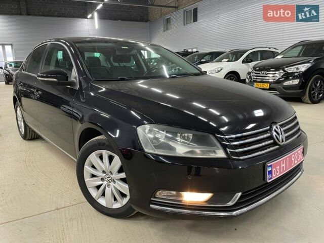 Черный Фольксваген Пассат, объемом двигателя 1.6 л и пробегом 251 тыс. км за 9750 $, фото 1 на Automoto.ua