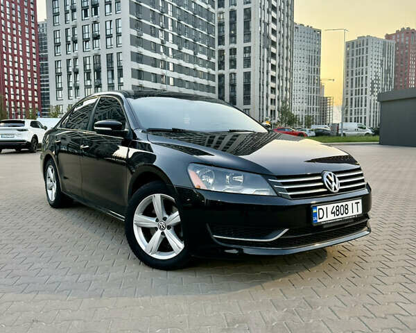 Черный Фольксваген Пассат, объемом двигателя 2.5 л и пробегом 247 тыс. км за 9200 $, фото 1 на Automoto.ua