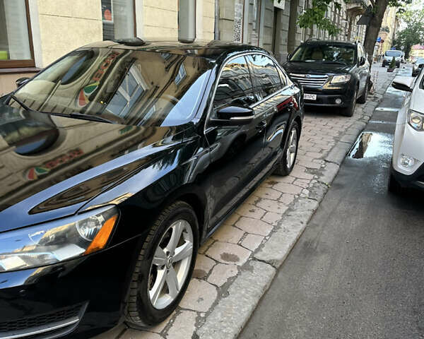 Черный Фольксваген Пассат, объемом двигателя 2.48 л и пробегом 314 тыс. км за 7500 $, фото 1 на Automoto.ua