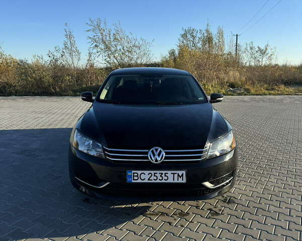 Фольксваген Пассат 2012 в Городке на Automoto.ua Черный Фольксваген Пассат, объемом двигателя 2.48 л и пробегом 288 тыс. км за 9300 $, фото 1 на Automoto.ua