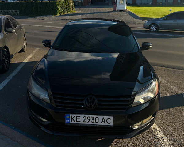 Черный Фольксваген Пассат, объемом двигателя 2.5 л и пробегом 215 тыс. км за 10500 $, фото 1 на Automoto.ua