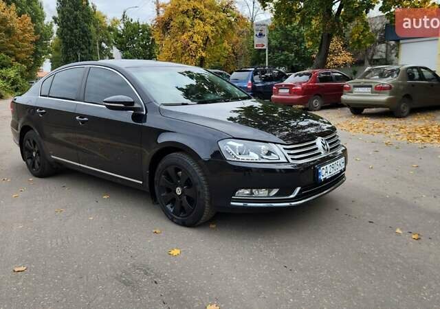Черный Фольксваген Пассат, объемом двигателя 1.8 л и пробегом 193 тыс. км за 10700 $, фото 1 на Automoto.ua