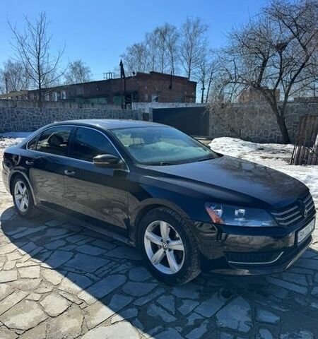 Черный Фольксваген Пассат, объемом двигателя 2.5 л и пробегом 261 тыс. км за 9800 $, фото 1 на Automoto.ua