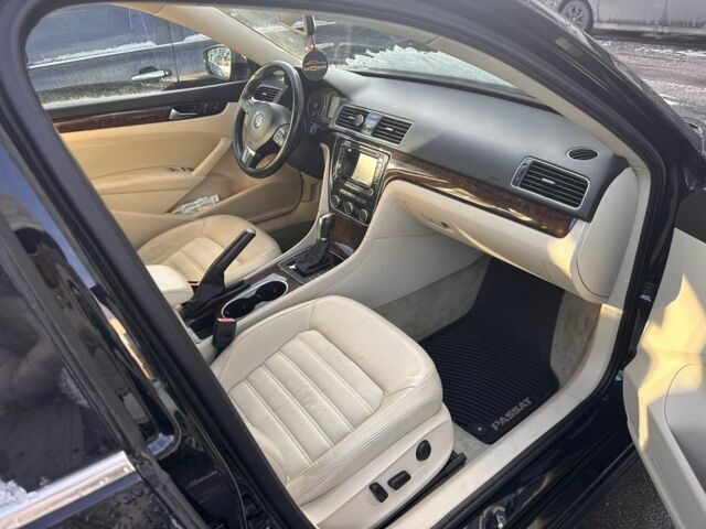 Чорний Фольксваген Пассат, об'ємом двигуна 2 л та пробігом 187 тис. км за 344 $, фото 1 на Automoto.ua