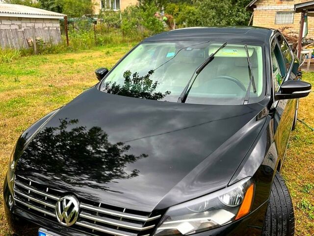 Чорний Фольксваген Пассат, об'ємом двигуна 2 л та пробігом 141 тис. км за 12500 $, фото 1 на Automoto.ua