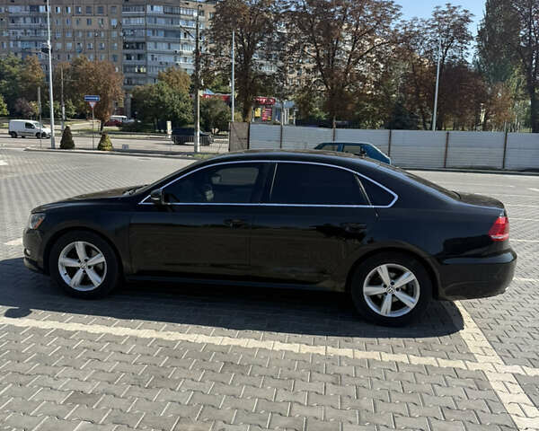 Черный Фольксваген Пассат, объемом двигателя 2.5 л и пробегом 226 тыс. км за 8555 $, фото 1 на Automoto.ua