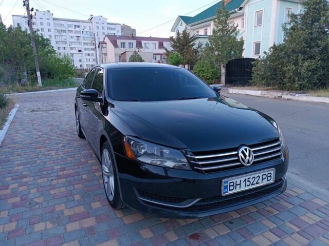Черный Фольксваген Пассат, объемом двигателя 1.8 л и пробегом 215 тыс. км за 11100 $, фото 1 на Automoto.ua