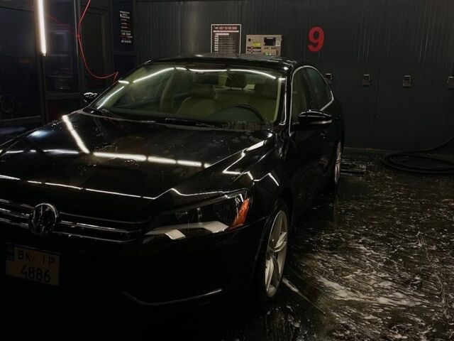 Черный Фольксваген Пассат, объемом двигателя 2 л и пробегом 288 тыс. км за 10299 $, фото 1 на Automoto.ua