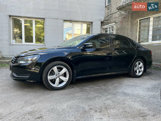 Черный Фольксваген Пассат, объемом двигателя 1.8 л и пробегом 185 тыс. км за 11500 $, фото 1 на Automoto.ua