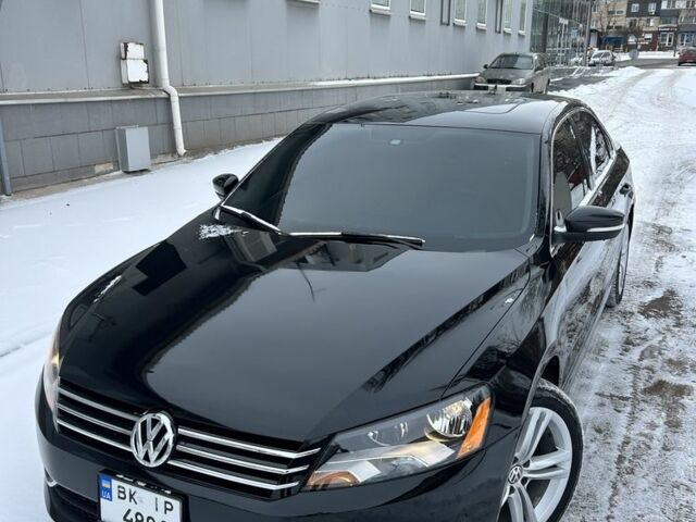 Чорний Фольксваген Пассат, об'ємом двигуна 2 л та пробігом 290 тис. км за 10900 $, фото 1 на Automoto.ua
