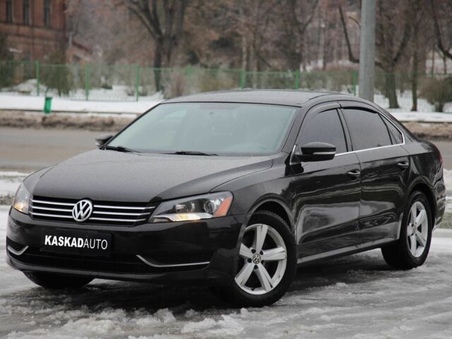 Черный Фольксваген Пассат, объемом двигателя 1.8 л и пробегом 266 тыс. км за 10900 $, фото 1 на Automoto.ua