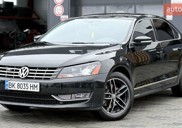 Чорний Фольксваген Пассат, об'ємом двигуна 2 л та пробігом 188 тис. км за 12950 $, фото 1 на Automoto.ua
