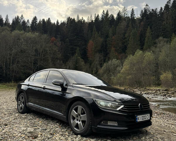 Черный Фольксваген Пассат, объемом двигателя 1.97 л и пробегом 312 тыс. км за 15000 $, фото 1 на Automoto.ua