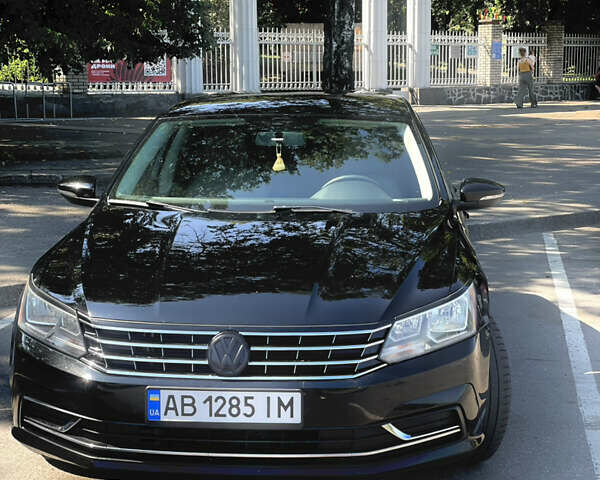 Черный Фольксваген Пассат, объемом двигателя 1.8 л и пробегом 241 тыс. км за 10500 $, фото 1 на Automoto.ua