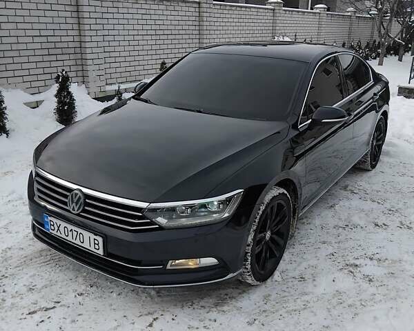 Черный Фольксваген Пассат, объемом двигателя 1.8 л и пробегом 267 тыс. км за 16300 $, фото 1 на Automoto.ua