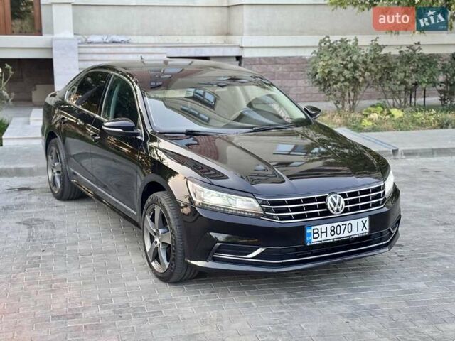 Черный Фольксваген Пассат, объемом двигателя 1.8 л и пробегом 216 тыс. км за 11999 $, фото 1 на Automoto.ua