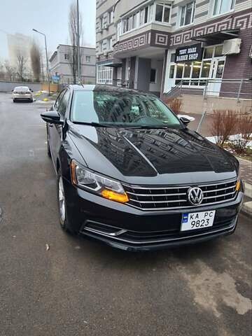 Чорний Фольксваген Пассат, об'ємом двигуна 1.8 л та пробігом 189 тис. км за 12200 $, фото 1 на Automoto.ua