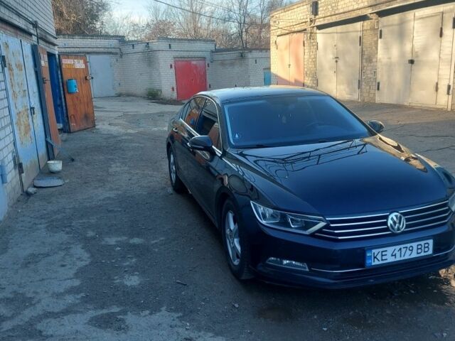 Черный Фольксваген Пассат, объемом двигателя 2 л и пробегом 273 тыс. км за 15800 $, фото 1 на Automoto.ua